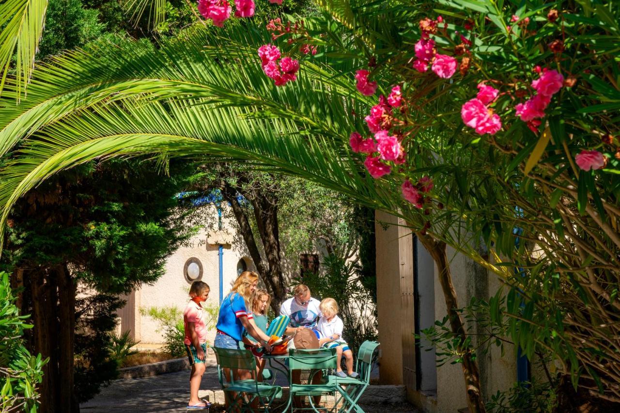 Résidence Goélia Les Jardins d'Azur Saint-Raphaël Exterior foto